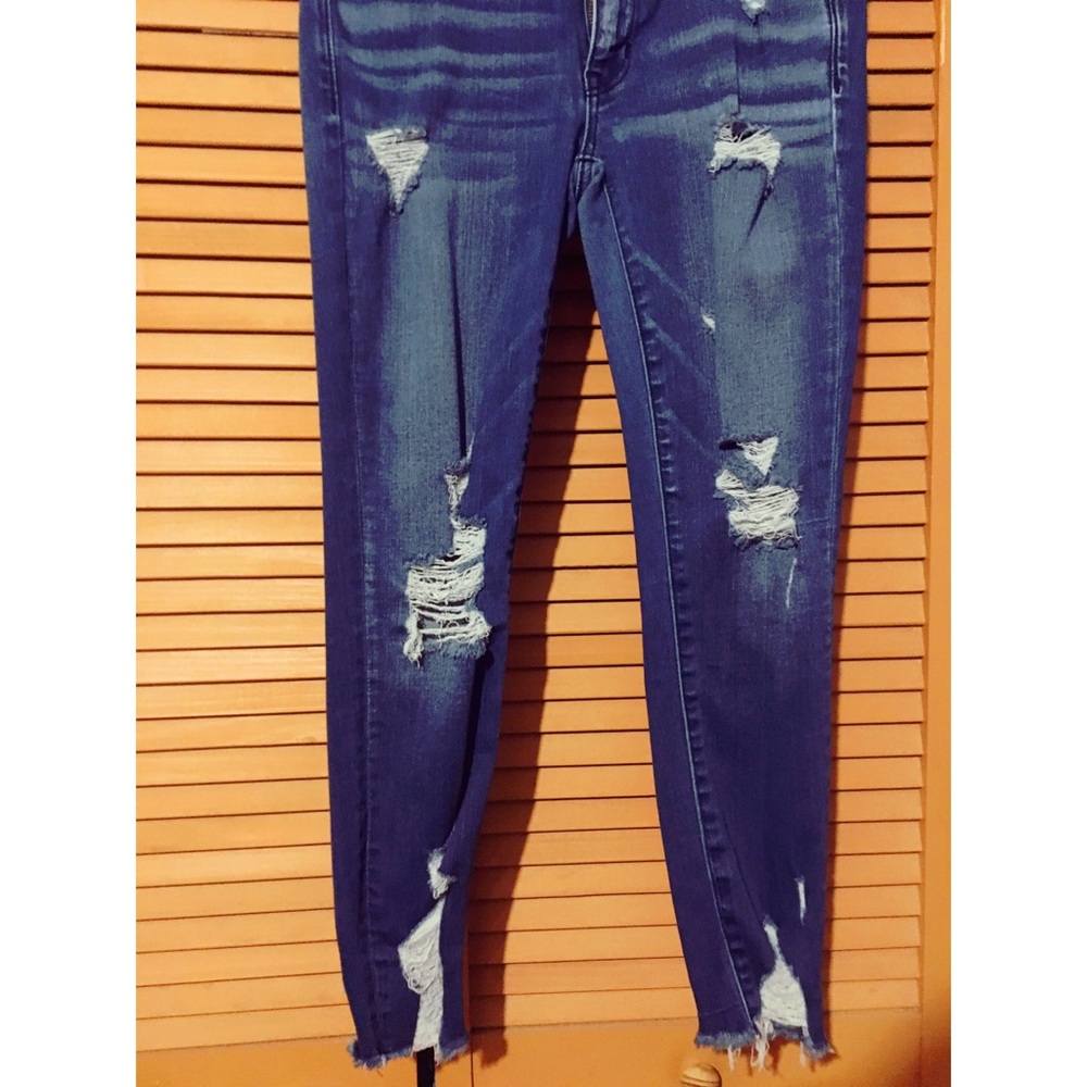 AE size 4 short